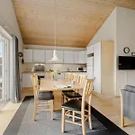 Stunning In With Sauna 度假居 加斯庭